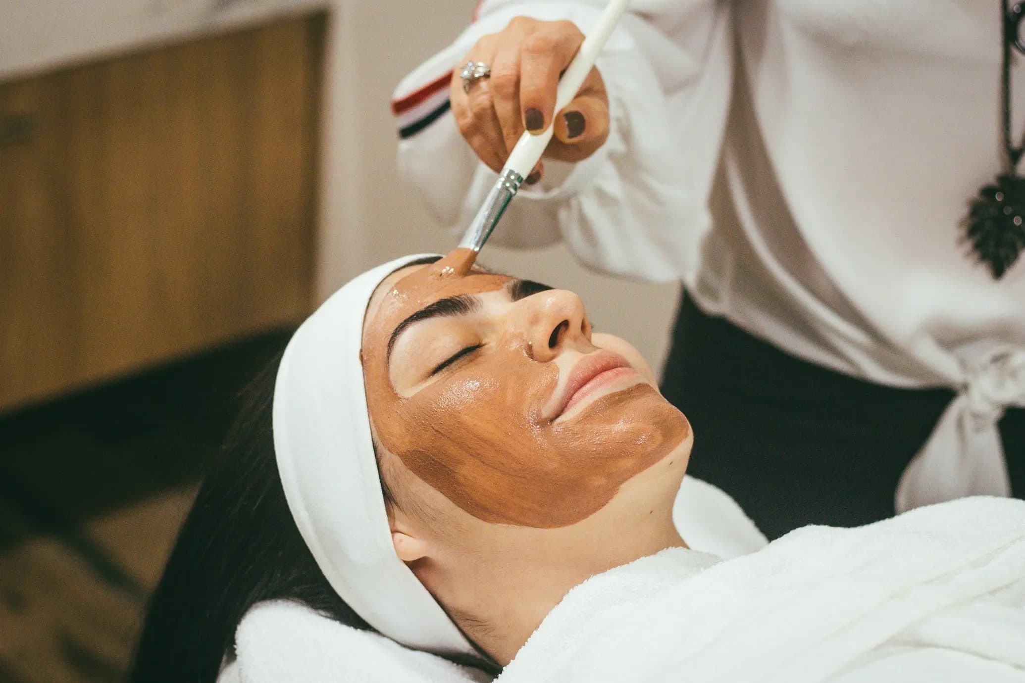 Paris Leaf Revitalizáló Arckezelés a Budapest Skincare szalonban